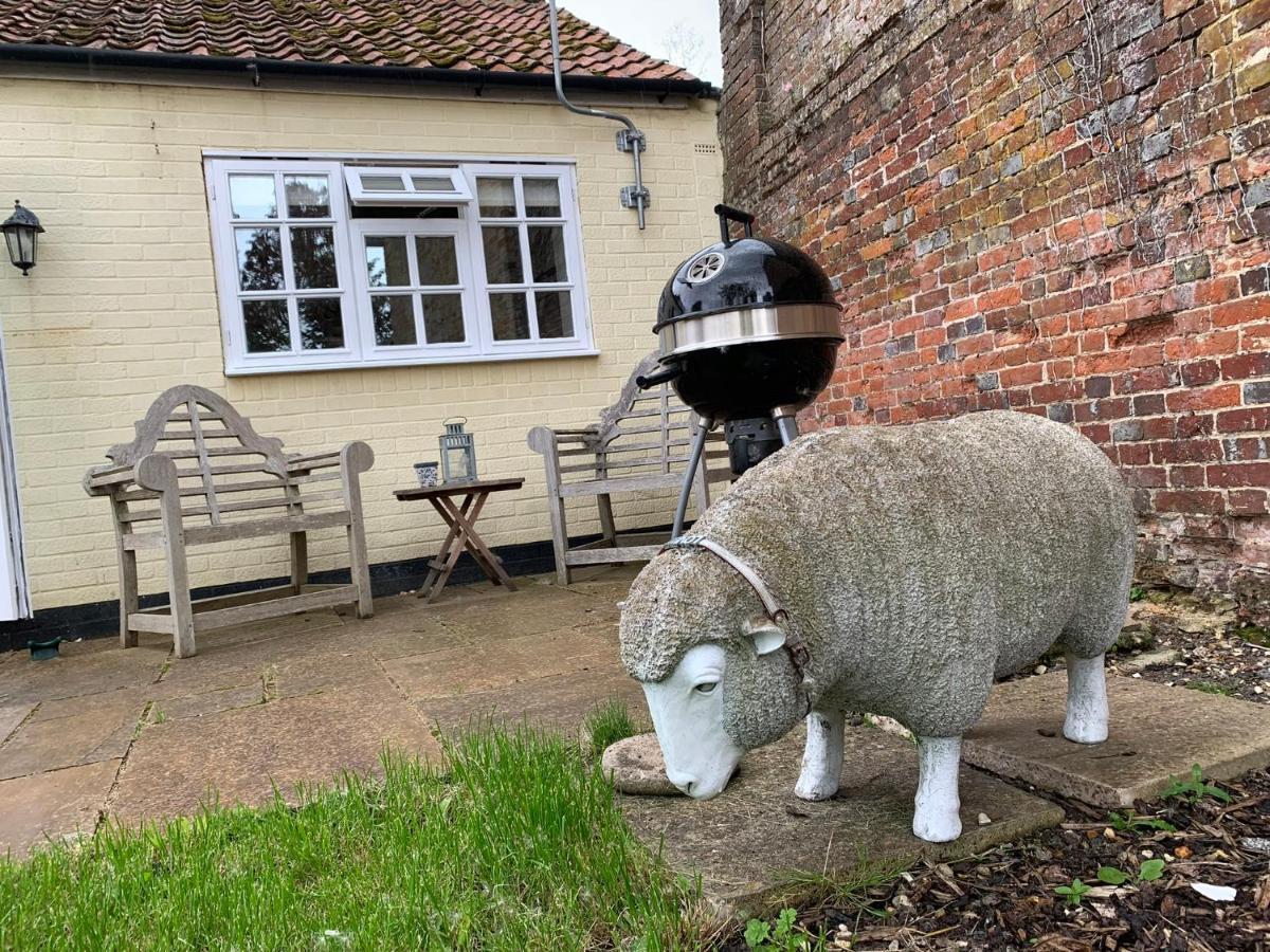 Watton Hidden Gem In Heart Of Brecklandヴィラ エクステリア 写真